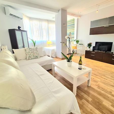 Aa Guest - El Mono De Torre Del Mar Eco Apartment Eksteriør billede