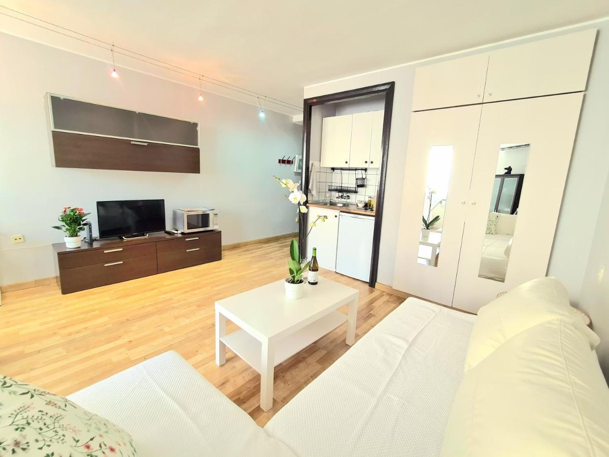 Aa Guest - El Mono De Torre Del Mar Eco Apartment Eksteriør billede