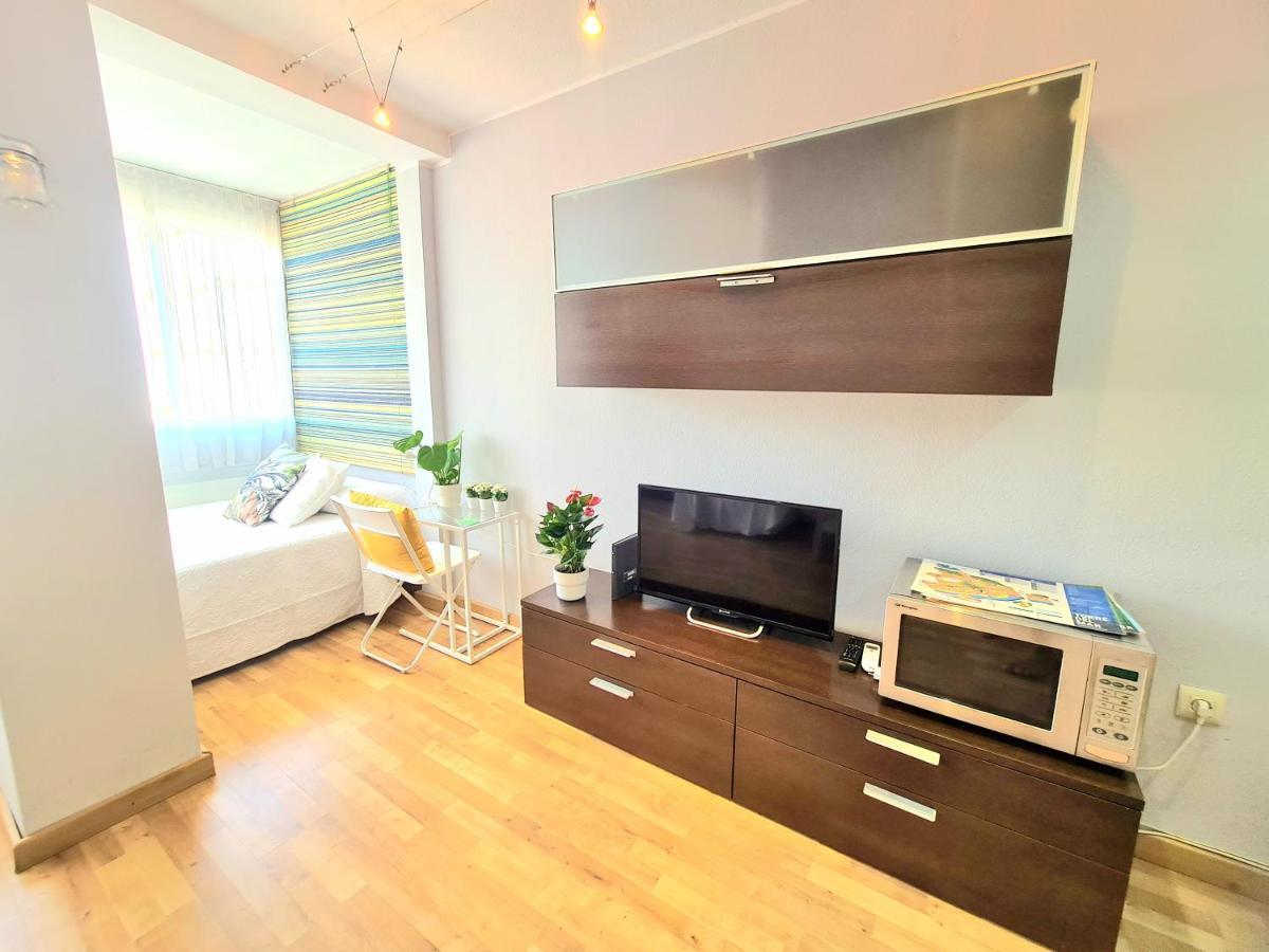 Aa Guest - El Mono De Torre Del Mar Eco Apartment Eksteriør billede